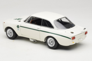 Alfa Romeo GTA 1300 Junior Biely Minichamps 1:18 100120501 Kov – obrázok 7 z 8