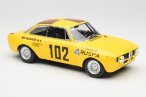 Alfa Romeo GTA 1300 #102 Squadra Corse R. Zanetti / M. Ruspa / Monzeglio Targa Florio 1971 Minichamps 1:18 155711202 Kov – obrázok 4 z 6