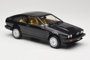 Alfa Romeo GTV6 2.5 Čierny Laudoracing-Models 1:18 LM110C Kov – obrázok 4 z 6