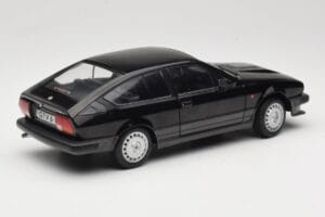 Alfa Romeo GTV6 Čierny Solido 1:18 S1802302 Kov – obrázok 3 z 8