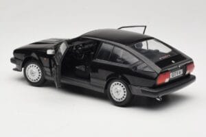 Alfa Romeo GTV6 Čierny Solido 1:18 S1802302 Kov – obrázok 5 z 8