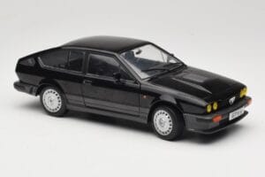 Alfa Romeo GTV6 Čierny Solido 1:18 S1802302 Kov – obrázok 6 z 8