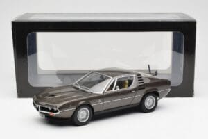 Alfa Romeo Montreal Hnedý Metalický AUTOart 1:18 70173 Kov – obrázok 8 z 8