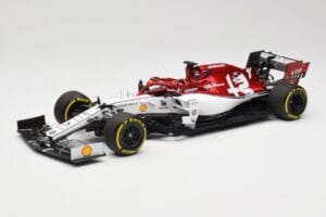 Alfa Romeo Racing C38 #7 K. Raikkonen F1 2019 Minichamps 1:18 110190007 Kov
