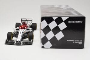 Alfa Romeo Racing C38 #7 K. Raikkonen F1 2019 Minichamps 1:18 110190007 Kov – obrázok 6 z 6