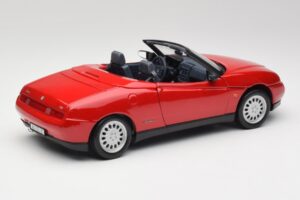 Alfa Romeo Spider 916 Alfa Červený Maisto 1:18 50278 Kov – obrázok 3 z 8