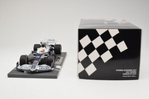 AlphaTauri AT03 #22 Y. Tsunoda Bahrain GP 2022 Minichamps 1:18 117220122 Kov – obrázok 6 z 6