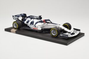 AlphaTauri Honda AT01 #26 D. Kvyat Italian GP 2020 Minichamps 1:18 117200826 Kov – obrázok 4 z 6
