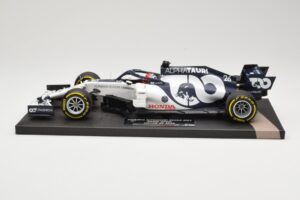 AlphaTauri Honda AT01 #26 D. Kvyat Italian GP 2020 Minichamps 1:18 117200826 Kov