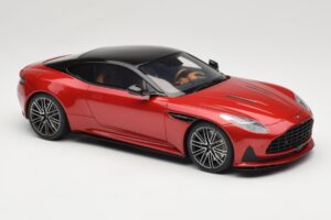 Aston Martin DB12 Hyper Red GT Spirit 1:18 GT936 Živica – obrázok 4 z 6