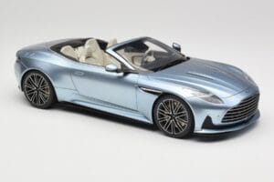 Aston Martin DB12 Volante Caribbean Blue Pearl GT Spirit 1:18 GT479 Živica – obrázok 4 z 6