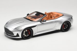 Aston Martin DB12 Volante Strieborný GT Spirit 1:18 GT945 Živica