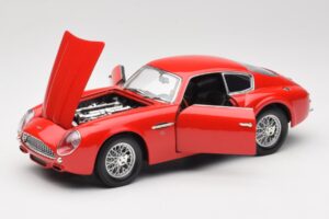 Aston Martin DB4 GT Zagato Červený Road Signature 1:18 92728 Kov – obrázok 2 z 8