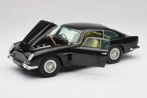 Aston Martin DB5 California Šalviová Chrono 1:18 H1001 Kov – obrázok 2 z 8