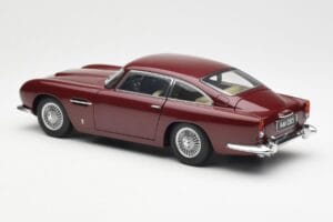 Aston Martin DB5 Dubonnet Červený AUTOart 1:18 70213 Kov – obrázok 7 z 8