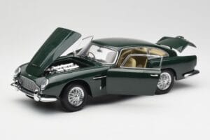 Aston Martin DB5 RHD Zelený AUTOart 1:18 70024 Kov – obrázok 2 z 8