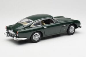 Aston Martin DB5 RHD Zelený AUTOart 1:18 70024 Kov – obrázok 3 z 8