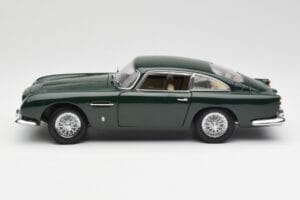 Aston Martin DB5 RHD Zelený AUTOart 1:18 70024 Kov – obrázok 4 z 8