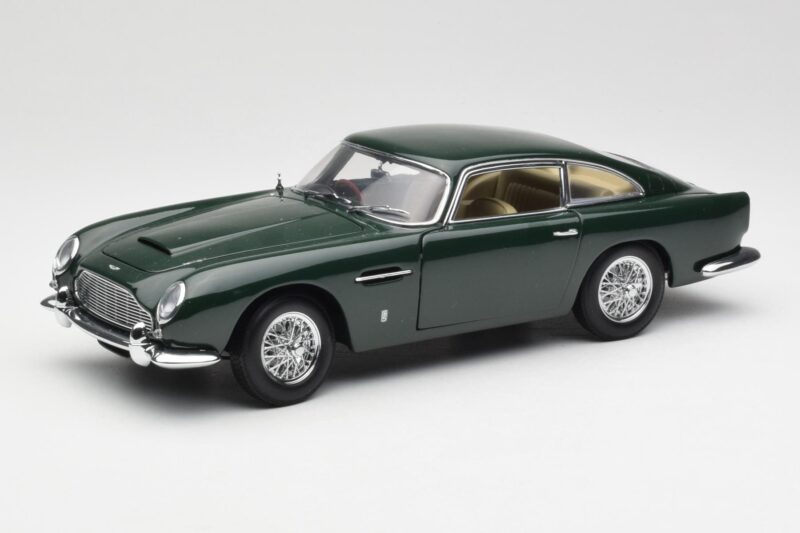 Aston Martin DB5 RHD Zelený AUTOart 1:18 70024 Kov