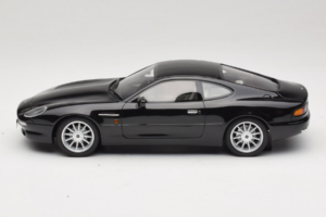 Aston Martin DB7 Bowland Black Cult Models 1:18 CML187-2 Živica – obrázok 3 z 6