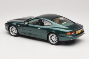 Aston Martin DB7 Buckinghamshire Green Cult Models 1:18 CML187-1 Živica – obrázok 5 z 6