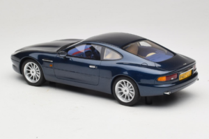 Aston Martin DB7 Mendip Blue Cult Models 1:18 CML187-3 Živica – obrázok 5 z 6