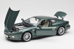 Aston Martin DB7 Vantage Zelený Maisto 1:18 36880 Kov – obrázok 2 z 8