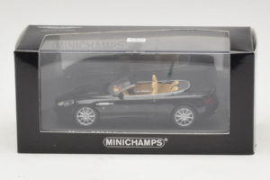 Aston Martin DB9 Kabriolet Čierny Minichamps 1:43 400137330 Kov – obrázok 4 z 4