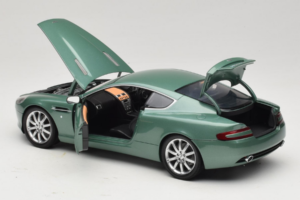 Aston Martin DB9 Zelený Minichamps 1:18 150137322 Kov – obrázok 5 z 8