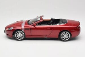 Aston Martin DB9 Volante Červený Solido 1:18 8163 Kov – obrázok 4 z 8