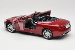 Aston Martin DB9 Volante Červený Solido 1:18 8163 Kov – obrázok 5 z 8