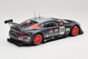 Aston Martin DBR9 GT1 #59 Team Modena A. Garcia / J. Menten / C. Fittipaldi 24 Hours of Le Mans 2006 Solido 1:18 80014 Kov – obrázok 3 z 8