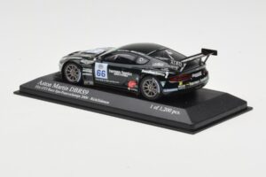 Aston Martin DBRS9 #66 Barwell Motorsport R. Johnson FIA GT3 European Championship Spa 2006 Minichamps 1:43 400061366 Kov – obrázok 3 z 4