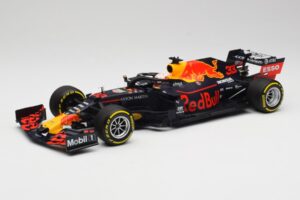 Aston Martin Red Bull Racing RB15 #33 M. Verstappen Winner Brazil GP 2019 Minichamps 1:18 110191933 Kov