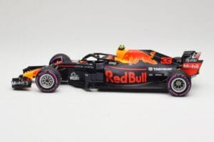 Aston Martin Red Bull Racing RB14 Tag Heuer #33 M. Verstappen Mexican GP 2018 Minichamps 1:18 110181933 Kov – obrázok 3 z 6