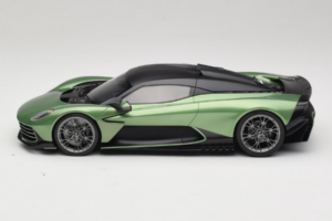 Aston Martin Valhalla Iridescent Emerald Green GT Spirit 1:18 GT558 Živica – obrázok 3 z 6