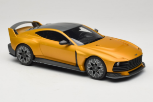 Aston Martin Valiant Auric Gold Metallic GT Spirit 1:18 GT546 Živica – obrázok 4 z 6
