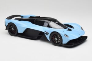 Aston Martin Valkyrie Racing Modrý GT Spirit 1:18 GT915 Živica – obrázok 4 z 6