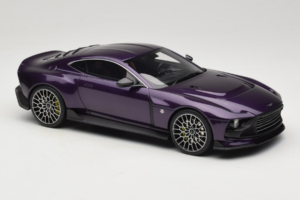 Aston Martin Valour Tmavomodrý GT Spirit 1:18 GT944 Živica – obrázok 4 z 6