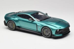 Aston Martin Valour Racing Green GT Spirit 1:18 GT480 Živica – obrázok 4 z 6