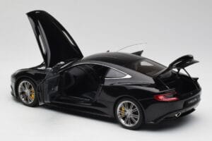 Aston Martin Vanquish Onyx Čierny AUTOart 1:18 70247 Kov – obrázok 5 z 8