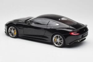 Aston Martin Vanquish Onyx Čierny AUTOart 1:18 70247 Kov – obrázok 7 z 8