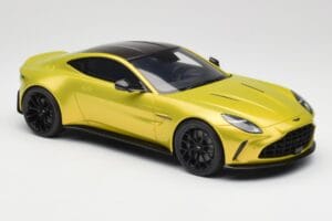 Aston Martin Vantage Cosmopolitan Yellow GT Spirit 1:18 GT514 Živica – obrázok 4 z 6