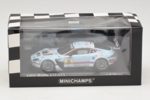 Aston Martin Vantage V12 GT3 #32 J. Stuck ADAC GT Masters 2012 Minichamps 1:43 437121332 Kov – obrázok 5 z 5