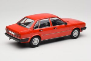 Audi 80 B2 GLS Červený MCG 1:18 MCG18526 Kov – obrázok 2 z 6