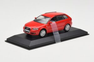 Audi A3 8P Sportback Červený Minichamps 1:43 5010403023 Kov – obrázok 2 z 4