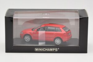 Audi A3 8P Sportback Červený Minichamps 1:43 5010403023 Kov – obrázok 4 z 4