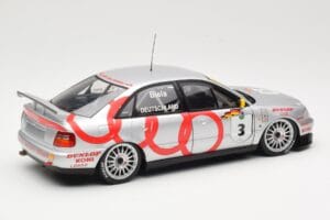 Audi A4 B5 #3 F. Biela DTM World Champion 1995 UT Models 1:18 39542 Kov – obrázok 3 z 8