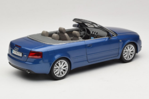 Audi A4 B6 Kabriolet Modrý Norev 1:18 5010504325 Kov – obrázok 3 z 9