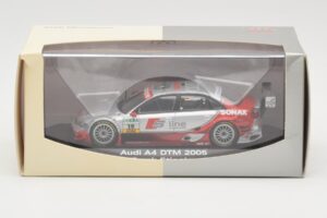 Audi A4 B6 #19 Sonax F. Stippler Joest Racing DTM 2005 Minichamps 1:43 5020500803 Kov – obrázok 4 z 4